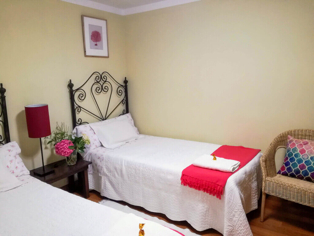 Habitación doble casa rural Fuentealdea - Villaviciosa