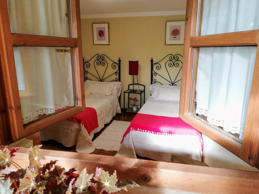 Habitación doble casa rural Fuentealdea - Villaviciosa