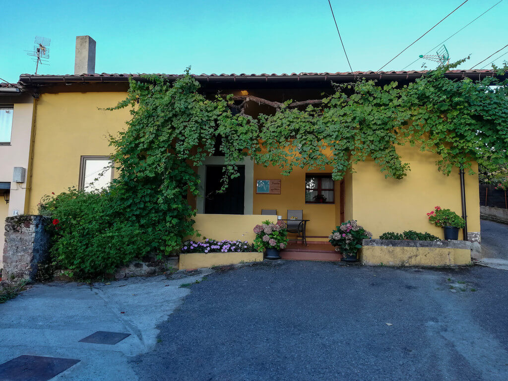Fuentealdea, a un paso del mar y la montaña
