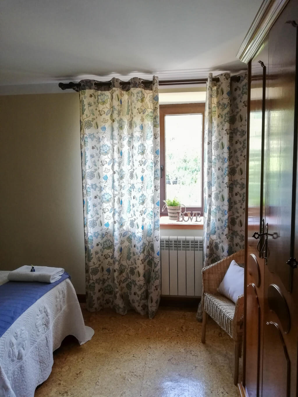 Habitación casa rural Fuentealdea - Villaviciosa